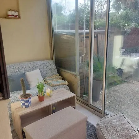 Avec Piscine A Villeneuve-loubet, 27 M² Villeneuve-Loubet